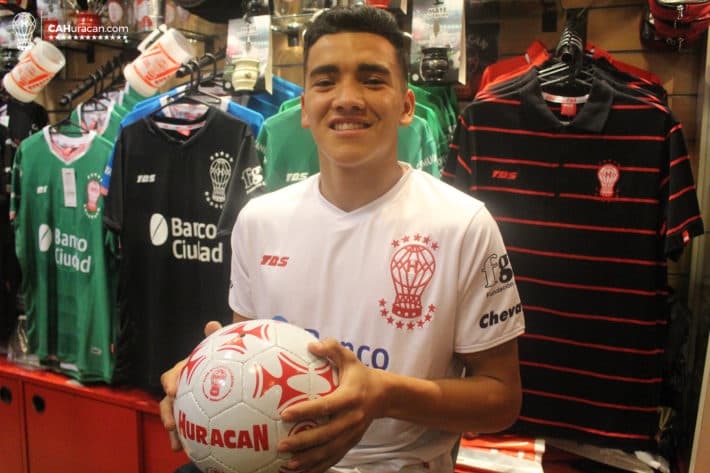 «Quiero jugar en Primera y seguir creciendo profesionalmente»