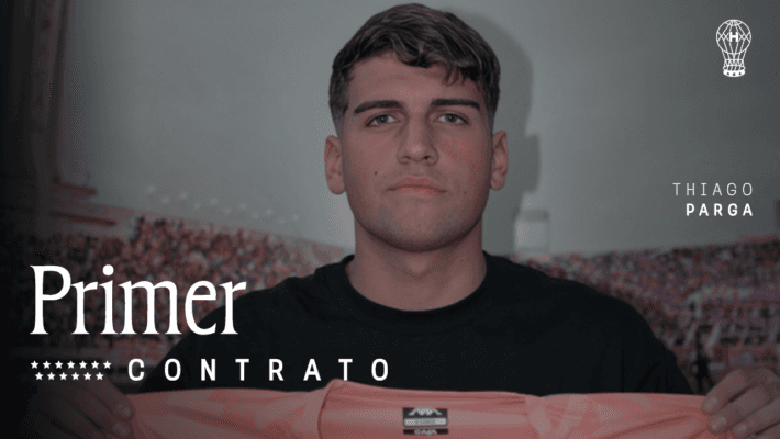 Thiago Parga firmó su primer contrato