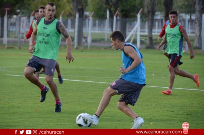 Mini-fútbol en el arranque de la semana