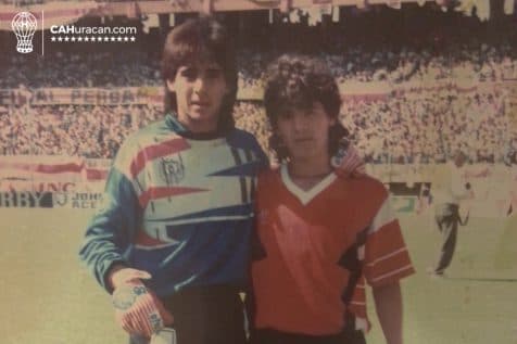 #RevistaHuracán: “Ariel Ortega dormía conmigo en la cancha de Huracán”