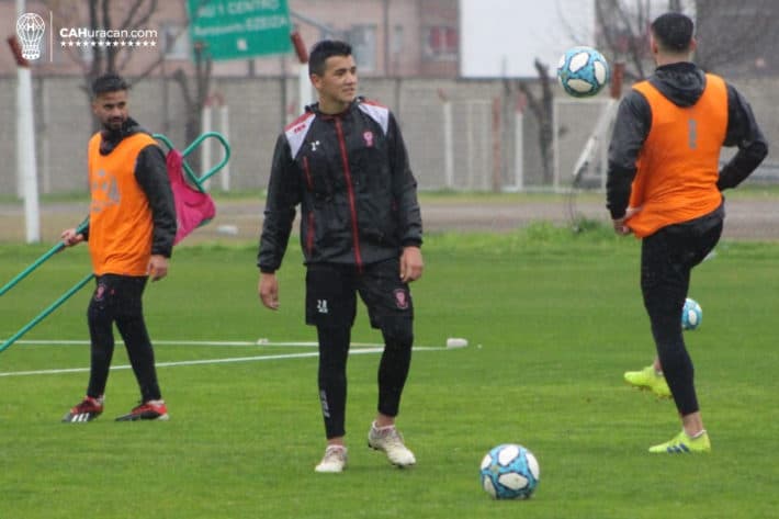 Huracán arrancó la semana en el Campo de Deportes