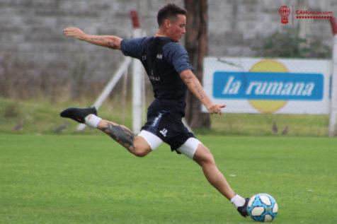 Entrenamiento técnico-táctico en La Quemita