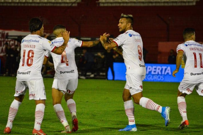 El Globo venció Independiente y es el líder de la Fase Campeón