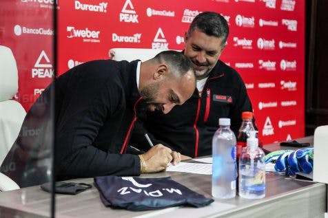 Marcos Díaz, regreso y firma