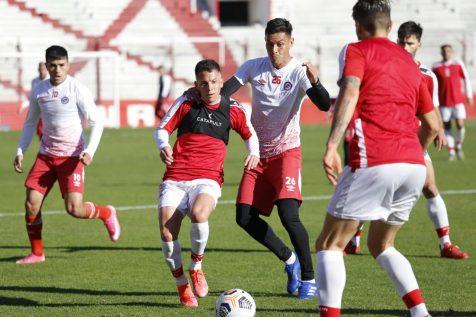 Huracán enfrentó a Argentinos en El Palacio