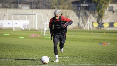 Juan Gauto renovó su contrato