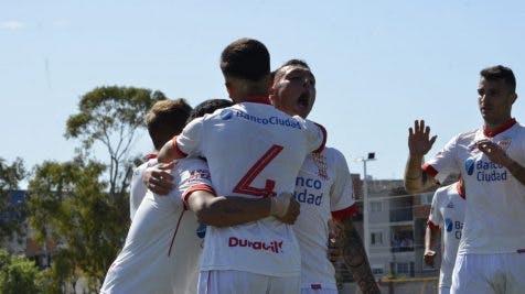 Reserva: ¡Huracán ganó el clásico!