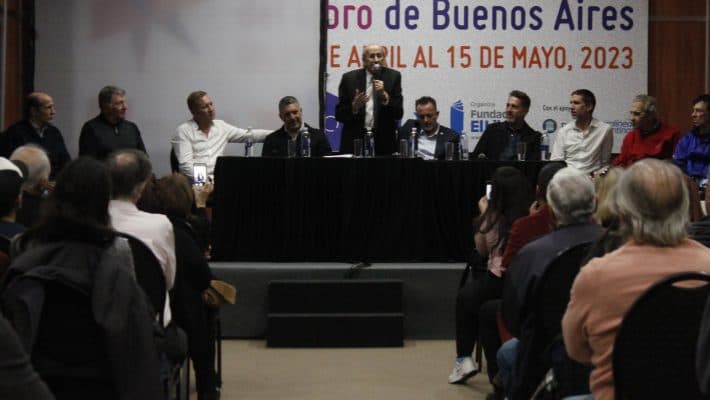 Se realizó el acto central de Huracán en la Feria Internacional del Libro