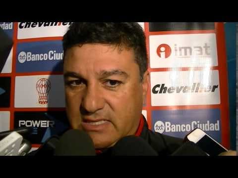 “Hasta la expulsión Huracán estaba haciendo un partido inteligente”