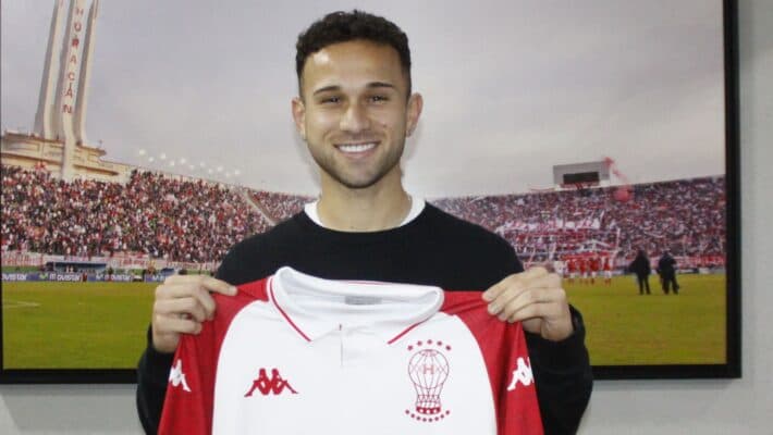 Huracán acordó con Banfield la transferencia de Juan Bisanz