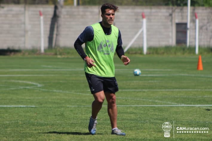 Fútbol en espacios reducidos en La Quemita