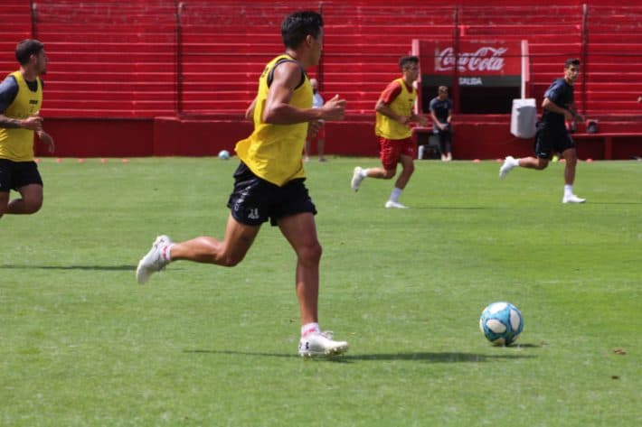 Ensayo formal de fútbol en El Palacio