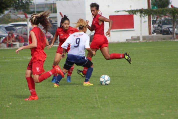 Victoria en fútbol femenino