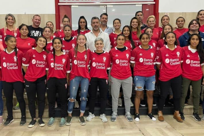 Nuevos contratos profesionales en el Fútbol Femenino