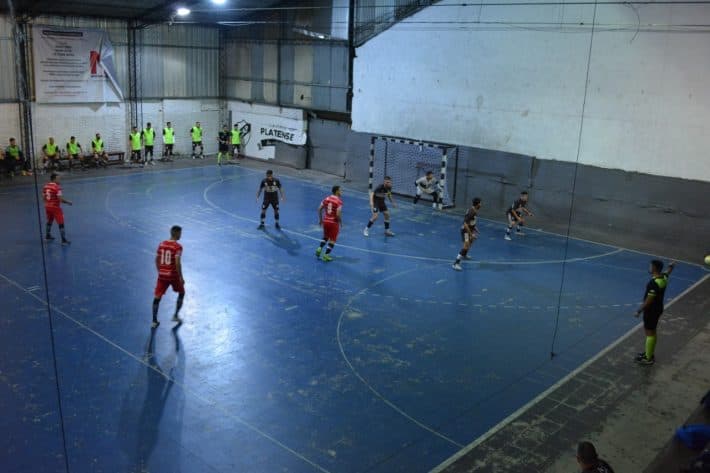 El Globo no pudo con el Calamar