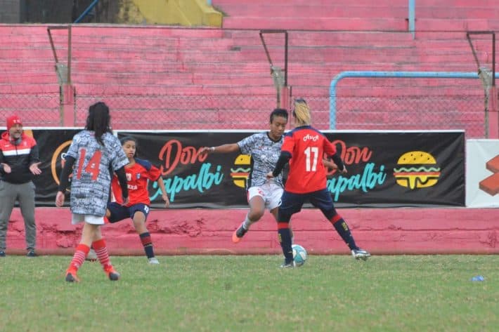 Las Quemeras ganaron sus amistosos a Deportivo Español
