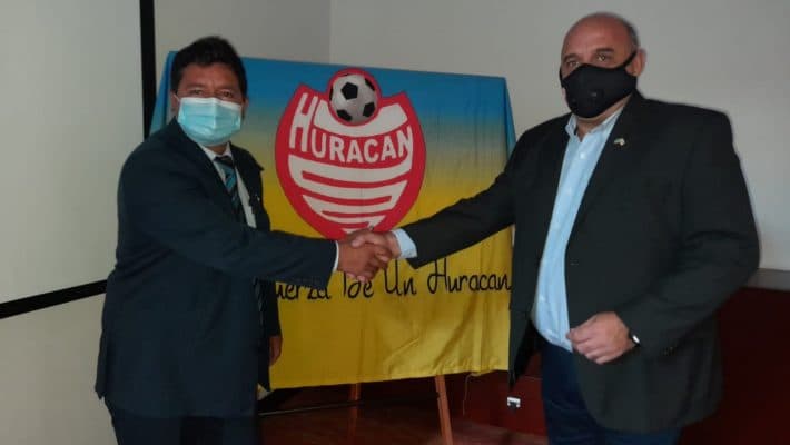 ¡Tercera franquicia para Huracán!