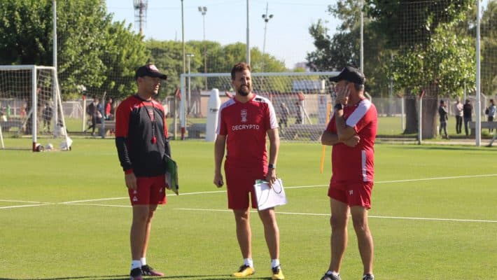 Entrenamiento y amistoso en La Quemita