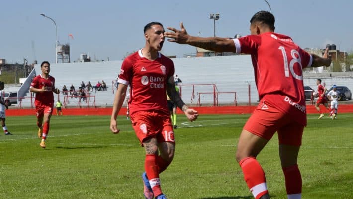 Reserva: ¡triunfazo de Huracán!