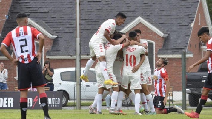 ¡Triunfo y goleada de la Reserva!